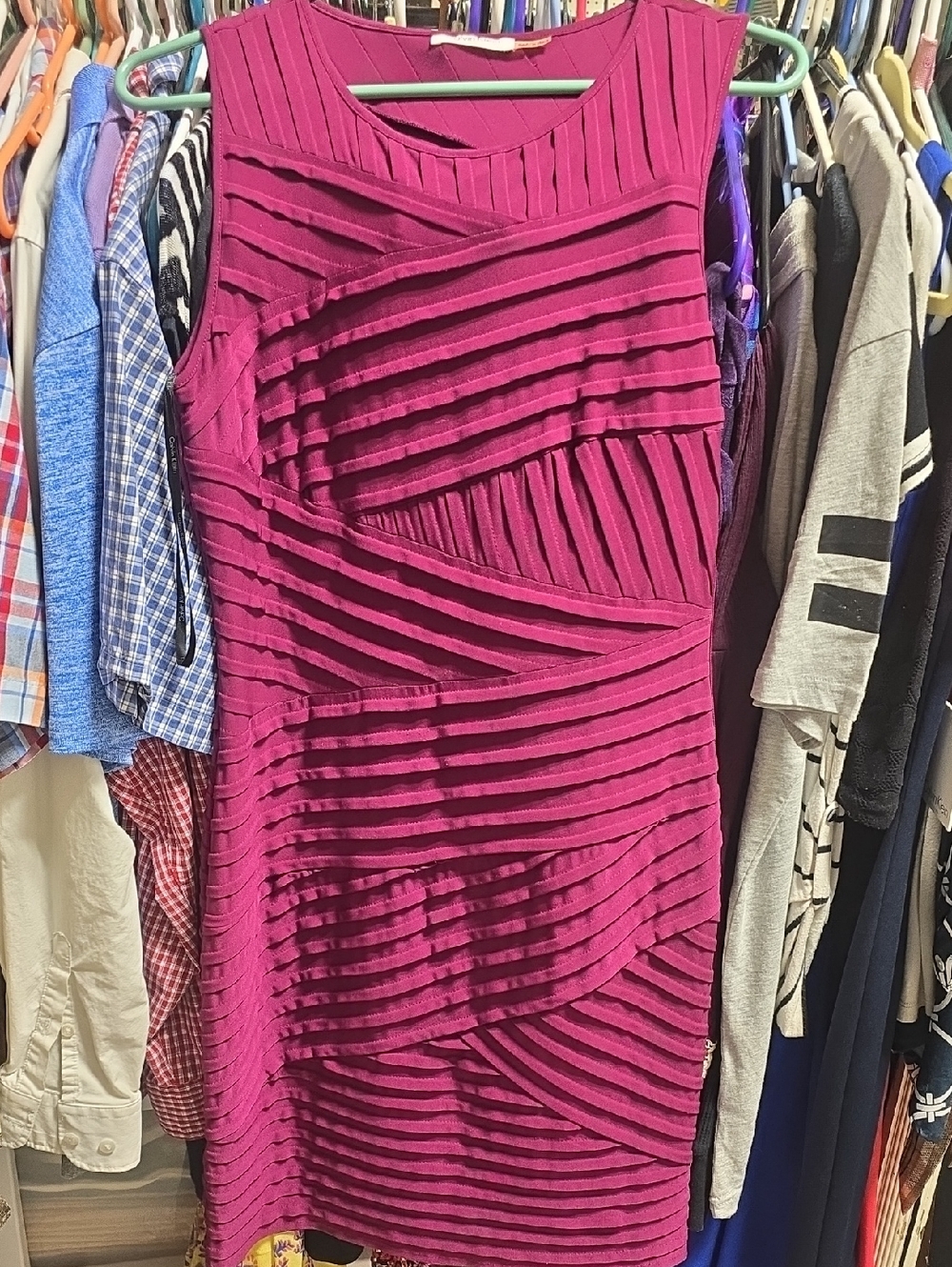 Calvin Klein Sleeveless Magenta Textured Sheath Dress